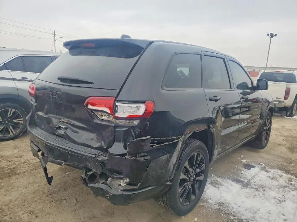 2017 JEEP GRAND CHEROKEE LAREDO  