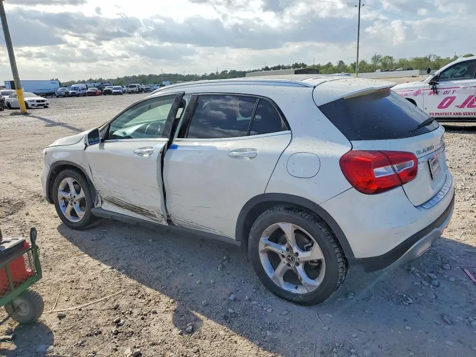 2018 MERCEDES-BENZ GLA 250 4MATIC  