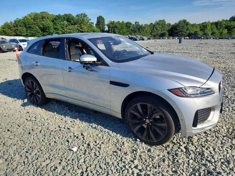 2017 JAGUAR F-PACE FIRST EDITION  