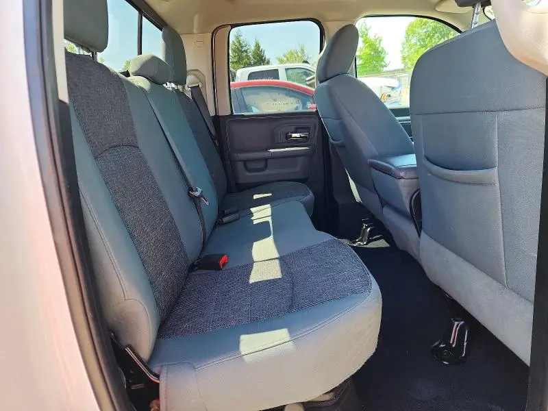 2018 RAM 1500 SLT  