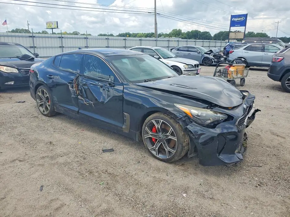 2018 KIA STINGER GT1  