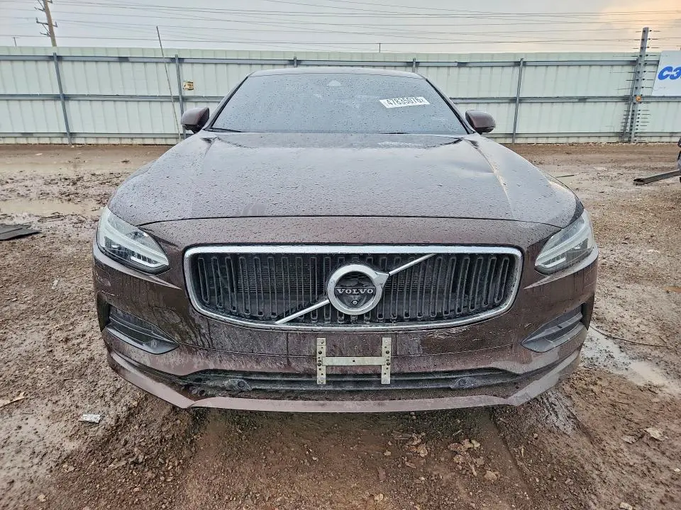 2018 VOLVO S90 T5 MOMENTUM  