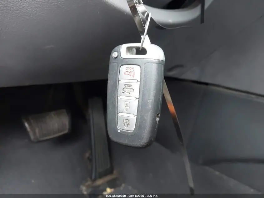 2012 HYUNDAI SONATA SE