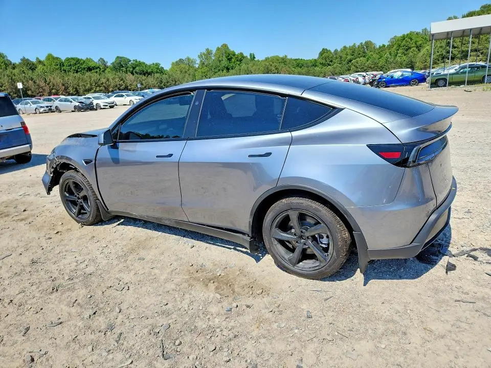 2026 TESLA MODEL Y   