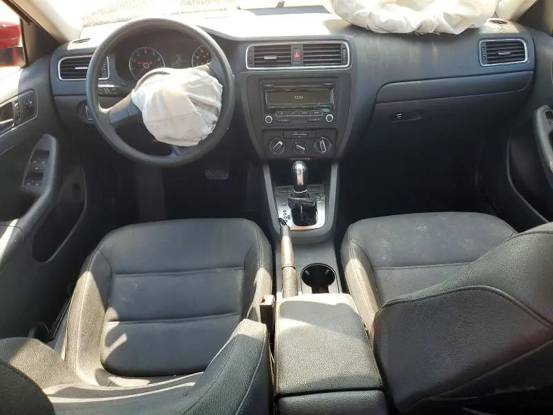 2012 VOLKSWAGEN JETTA SE  