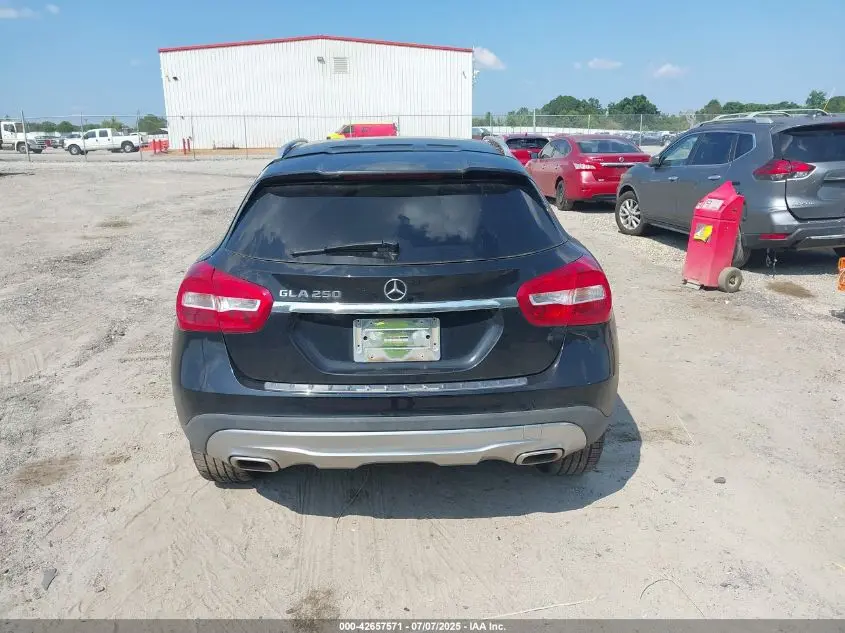 2017 MERCEDES-BENZ GLA 250  