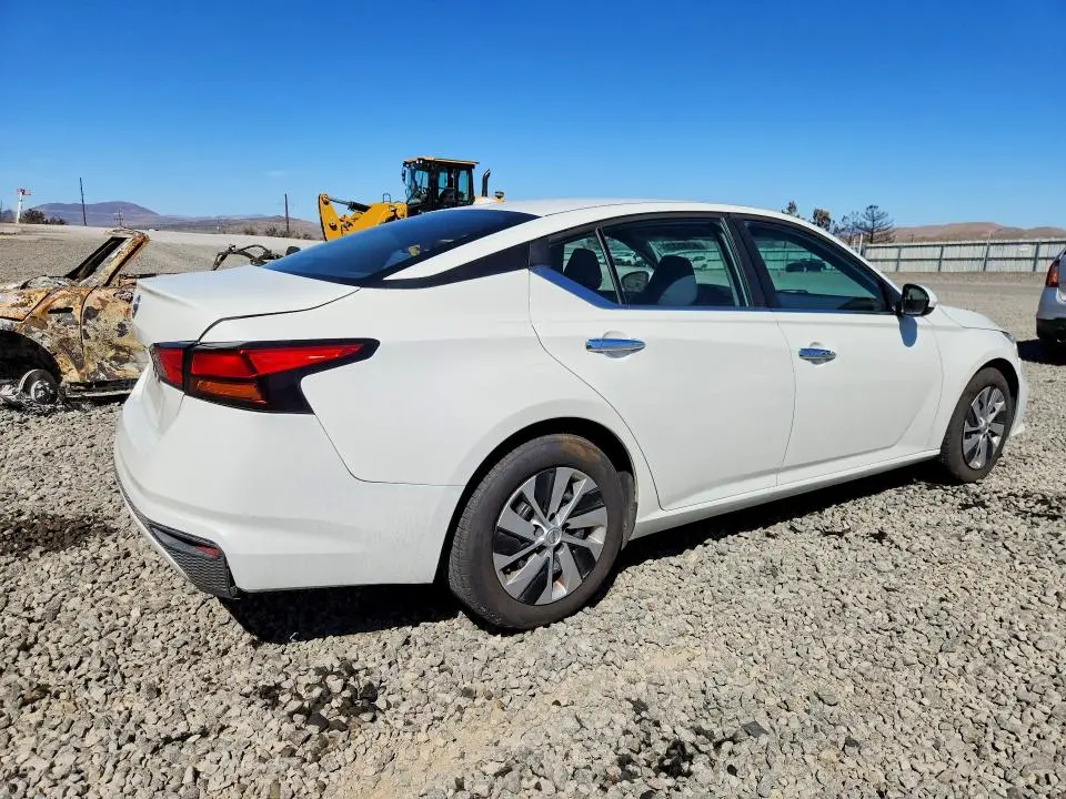 2020 NISSAN ALTIMA S  