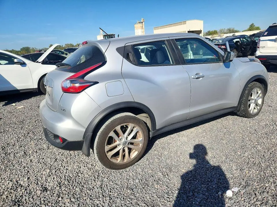 2016 NISSAN JUKE S  