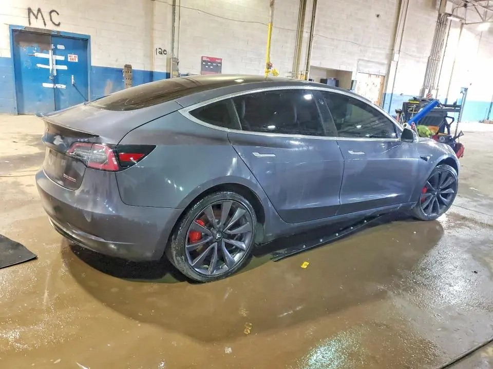 2020 TESLA MODEL 3   