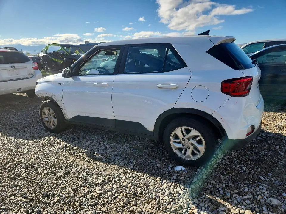 2022 HYUNDAI VENUE SE  