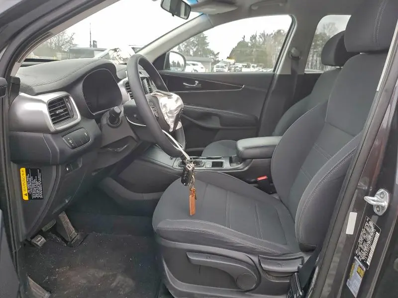 2018 KIA SORENTO LX  