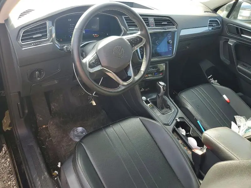 2022 VOLKSWAGEN TIGUAN SE  