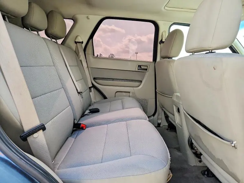 2011 FORD ESCAPE XLT  