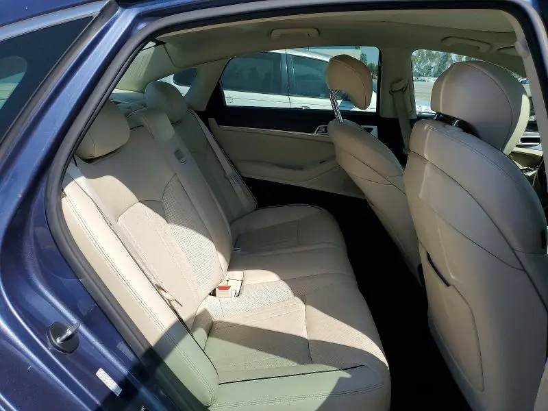 2016 HYUNDAI GENESIS 3.8L  