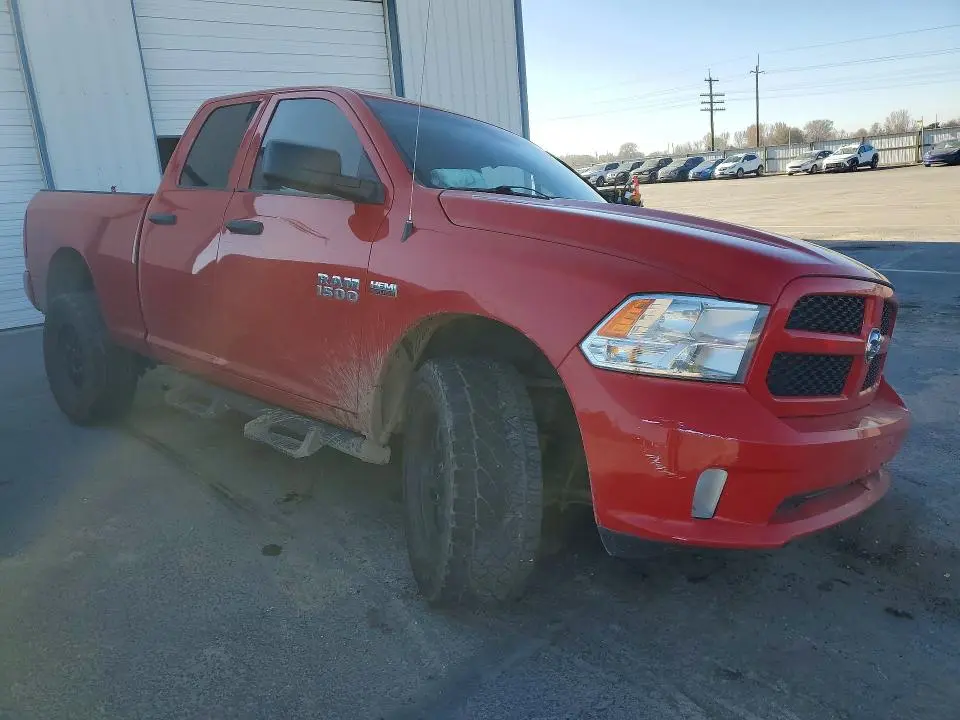 2016 RAM 1500 ST  