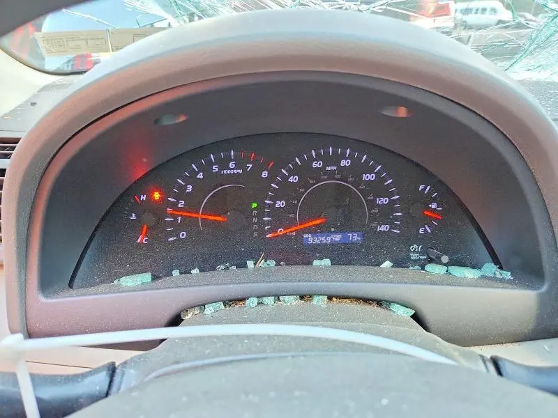 2011 TOYOTA CAMRY LE  