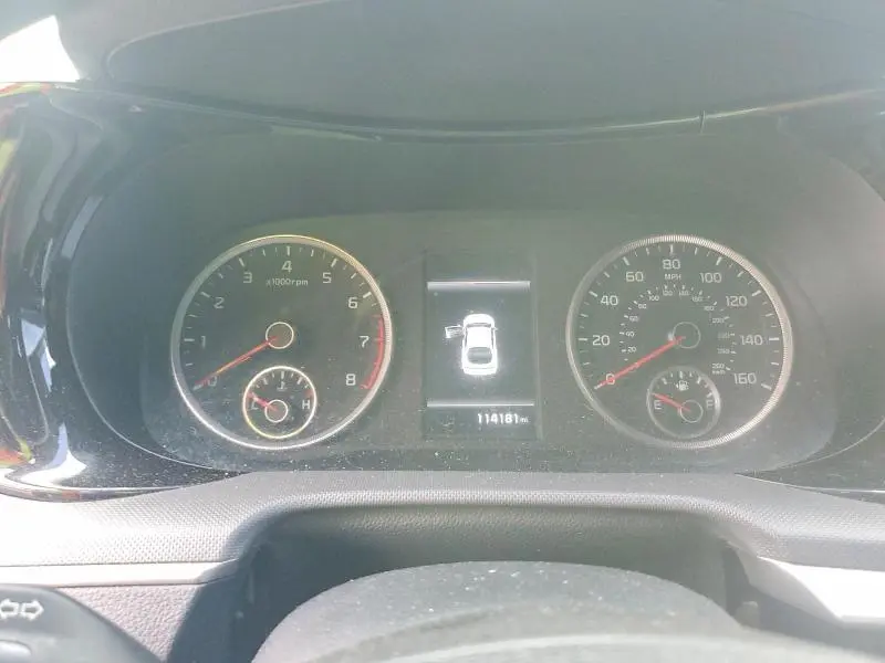 2021 KIA K5 LXS  