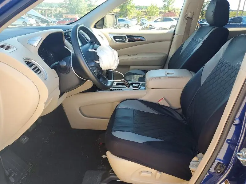 2019 NISSAN PATHFINDER SV  