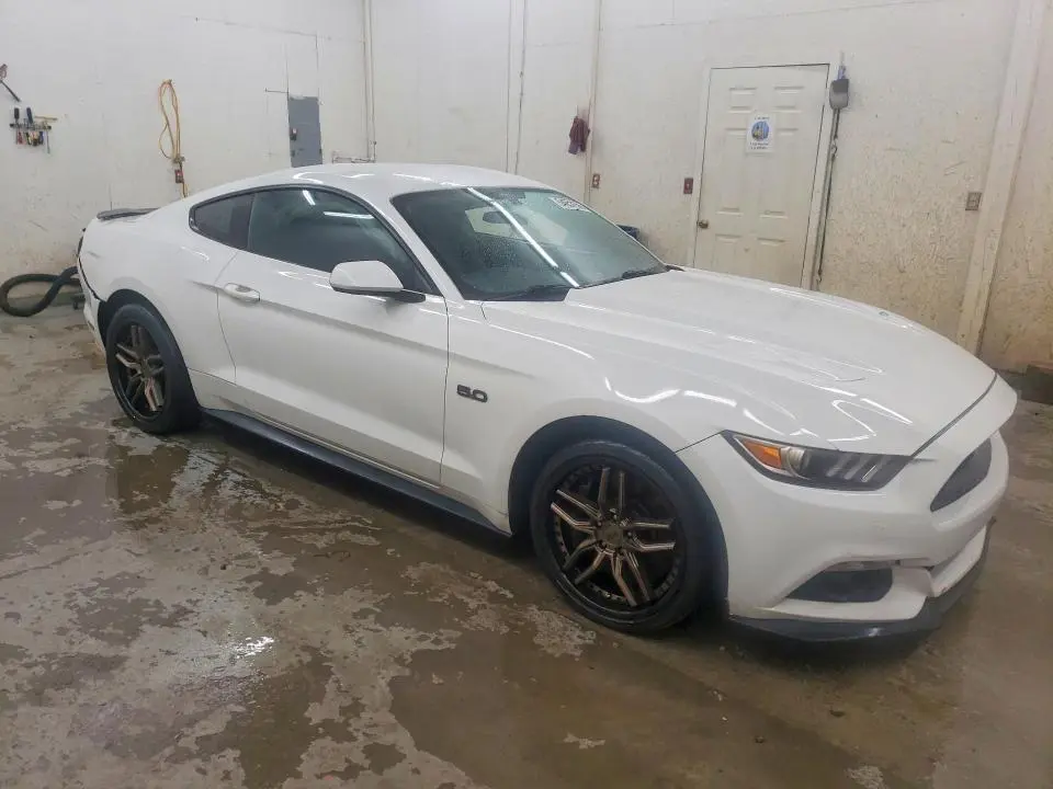 2017 FORD MUSTANG GT  