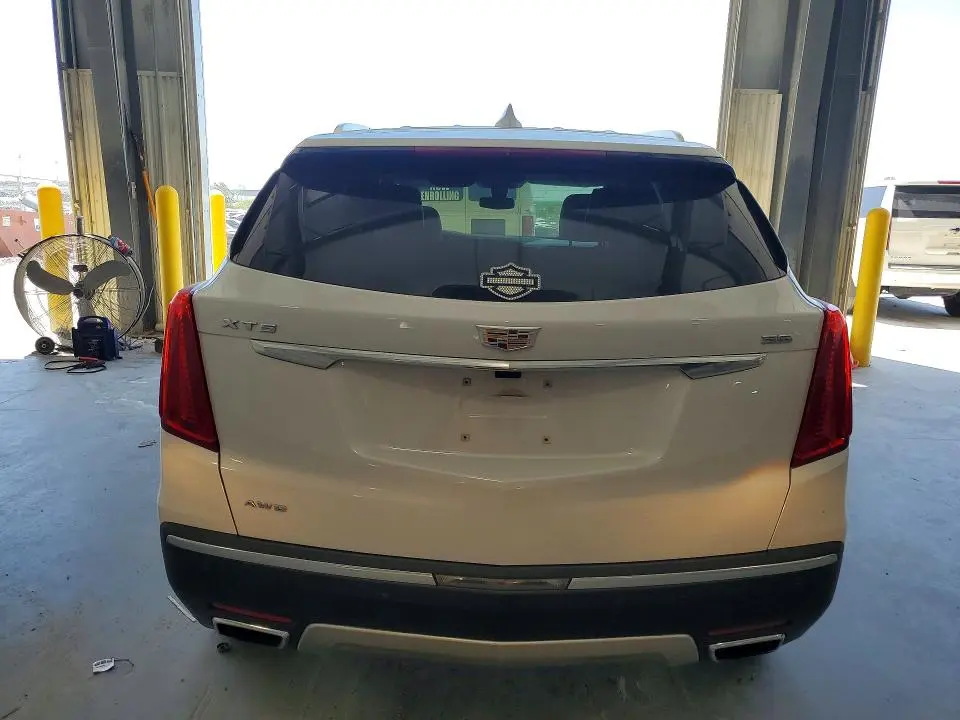 2017 CADILLAC XT5 PLATINUM  