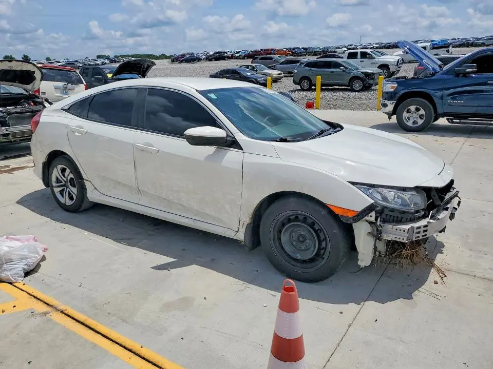 2018 HONDA CIVIC LX  