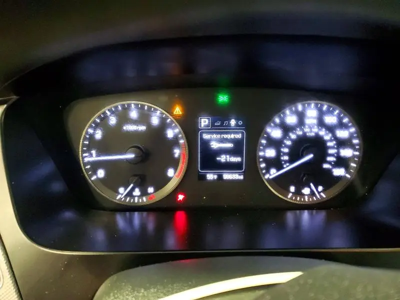 2017 HYUNDAI SONATA SE  