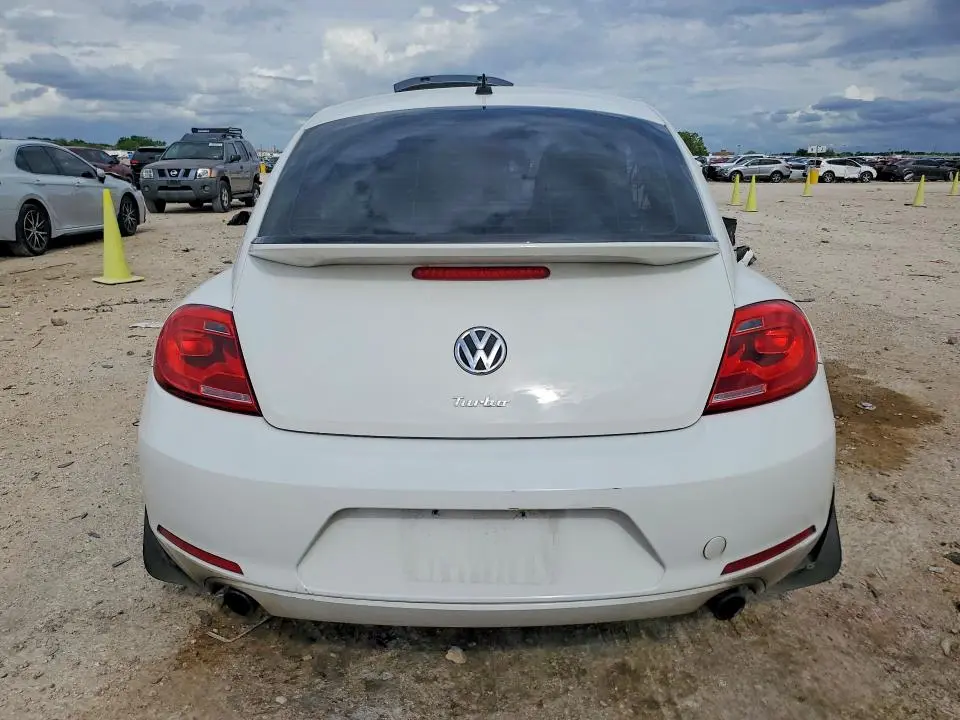 2012 VOLKSWAGEN BEETLE TURBO  