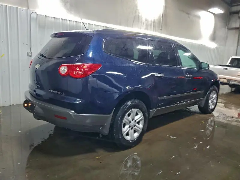 2012 CHEVROLET TRAVERSE LS  