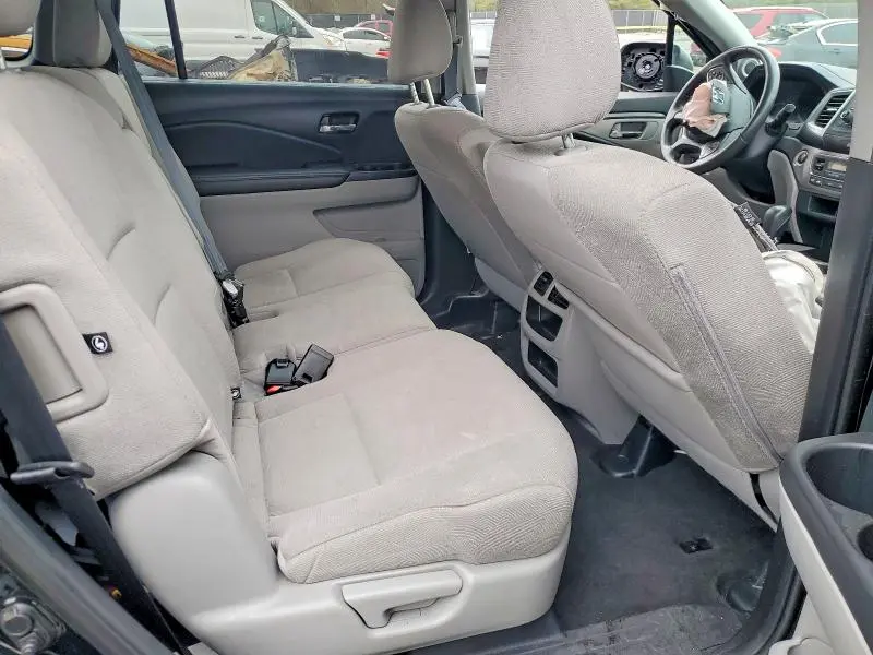 2019 HONDA PILOT LX  