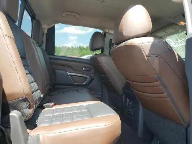 2018 NISSAN TITAN SV  
