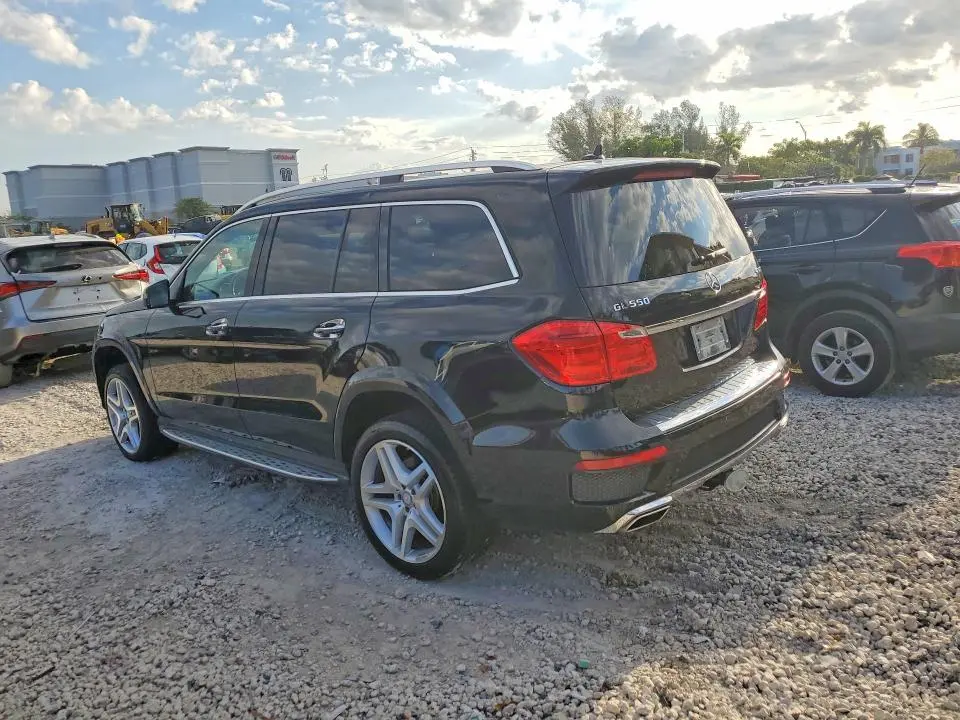 2015 MERCEDES-BENZ GL 550 4MATIC  