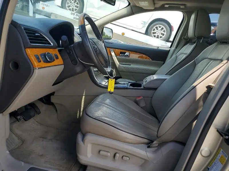 2011 LINCOLN MKX   