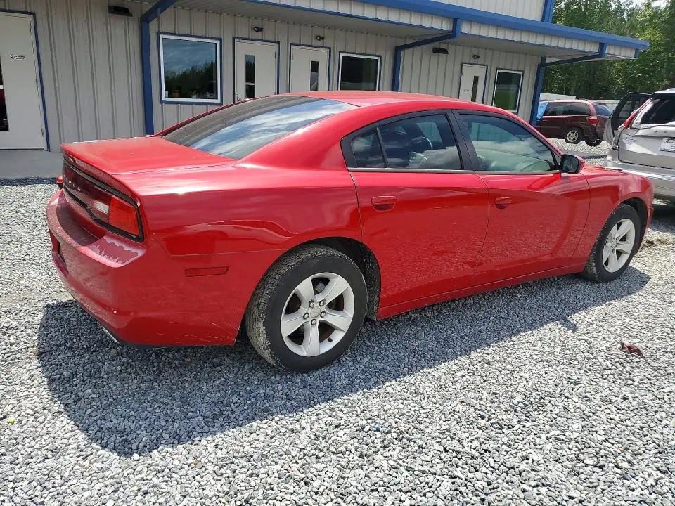 2013 DODGE CHARGER SE  