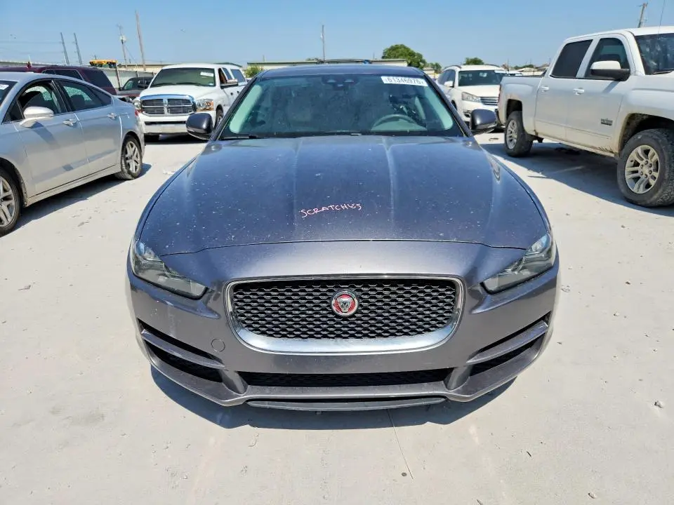 2017 JAGUAR XE PREMIUM  