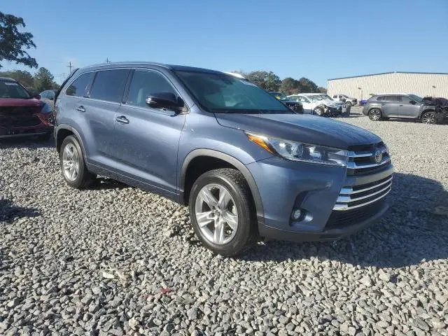 2017 TOYOTA HIGHLANDER LIMITED  