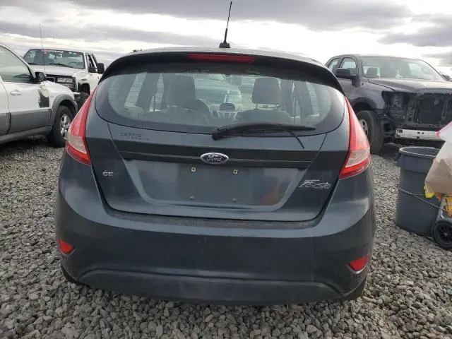 2011 FORD FIESTA SE  