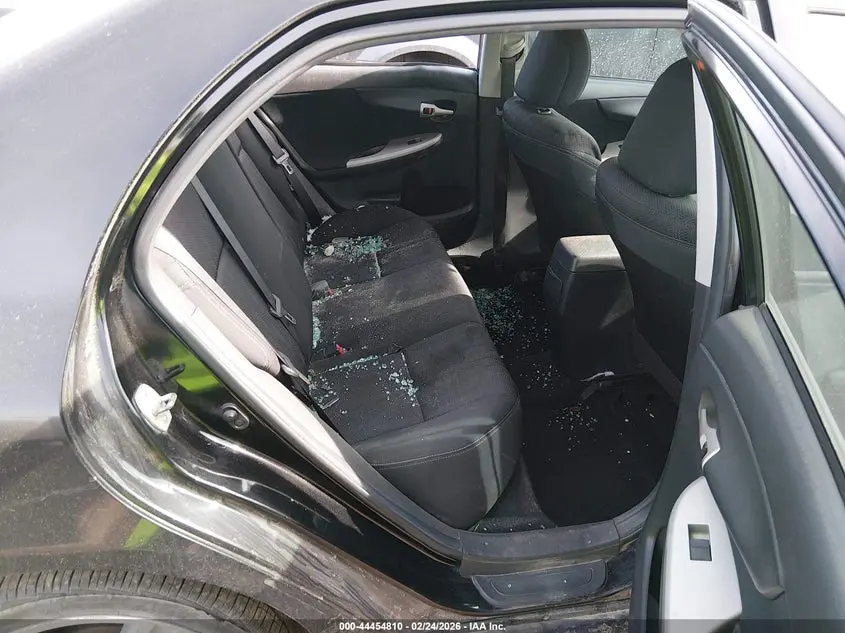 2013 TOYOTA COROLLA S