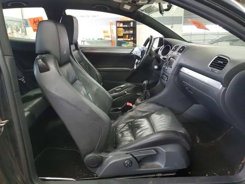 2013 VOLKSWAGEN GOLF R   