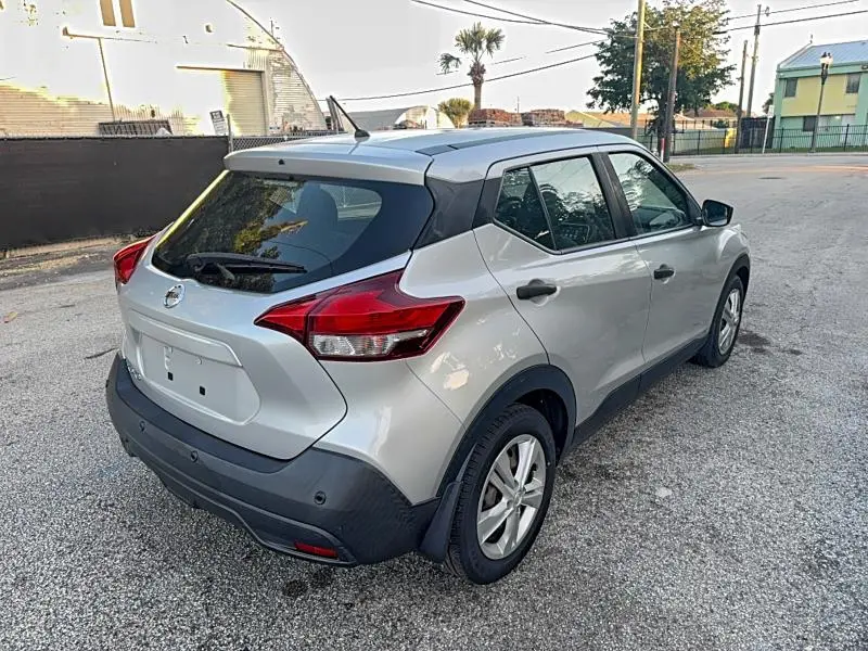 2020 NISSAN KICKS S  
