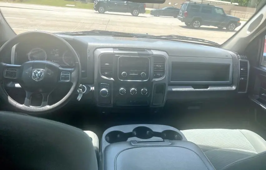 2020 RAM 1500 CLASSIC TRADESMAN  