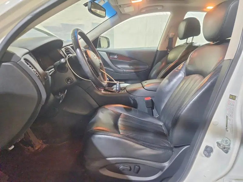 2017 INFINITI QX50 BASE  