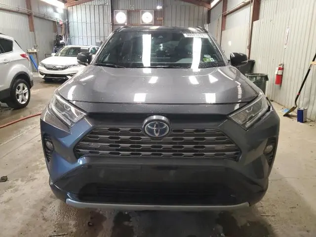 2021 TOYOTA RAV4 XSE  