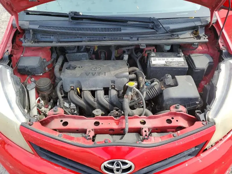 2013 TOYOTA YARIS 5-DOOR L  