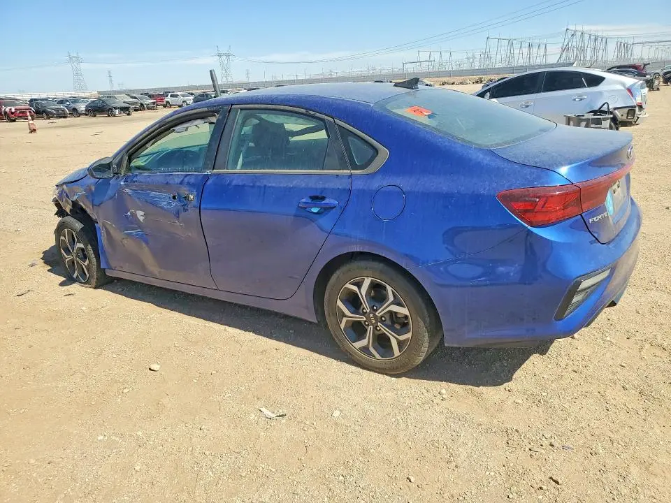 2021 KIA FORTE LXS  