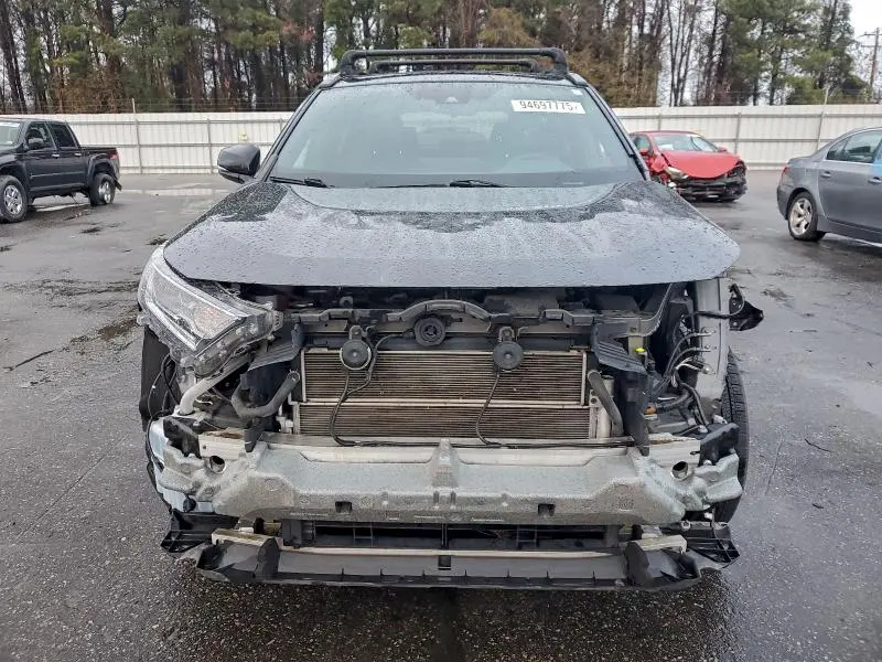 2019 TOYOTA RAV4 XSE  