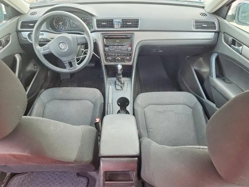 2012 VOLKSWAGEN PASSAT S  