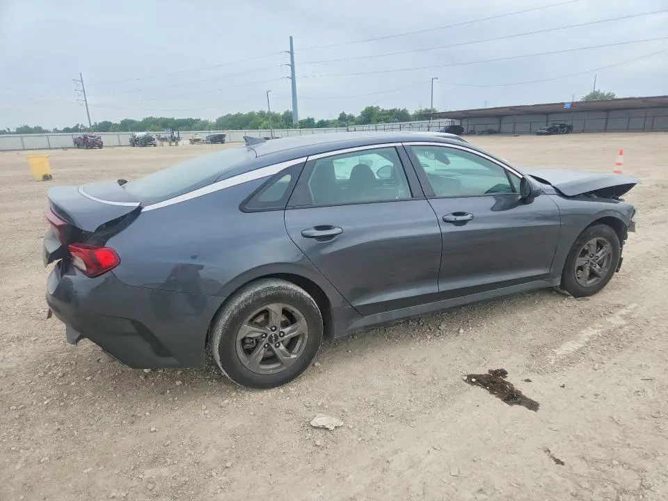 2022 KIA K5 LXS  