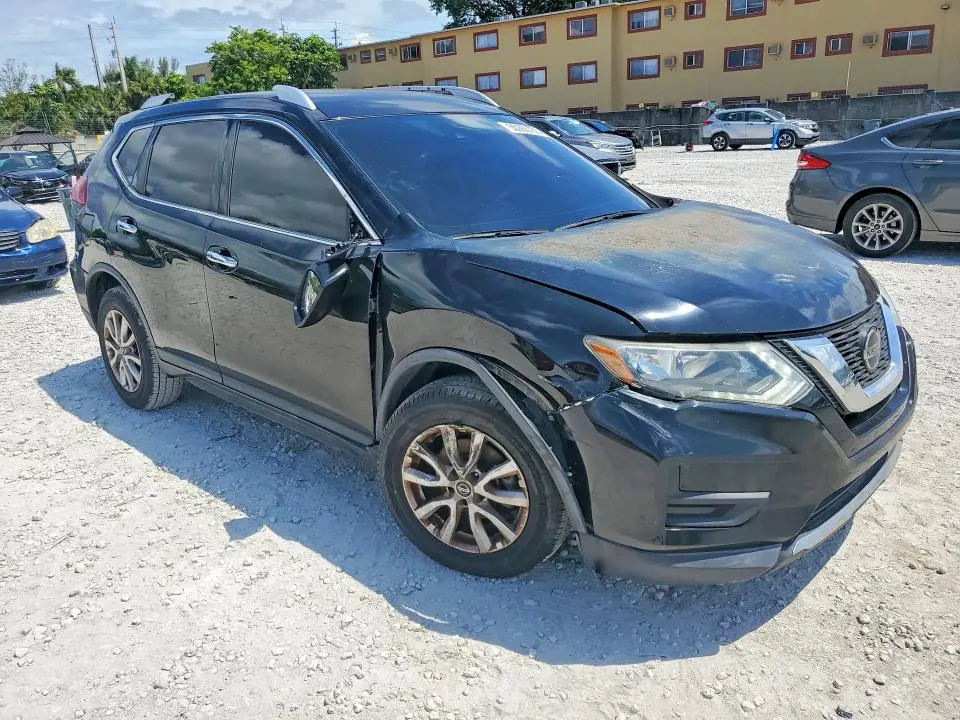 2019 NISSAN ROGUE SV  
