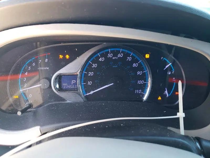 2013 TOYOTA SIENNA XLE  