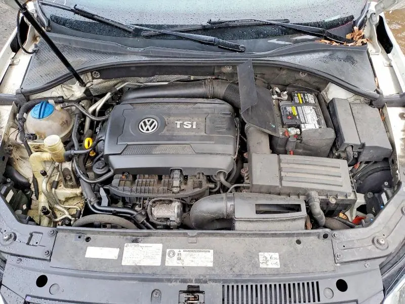 2014 VOLKSWAGEN PASSAT S  